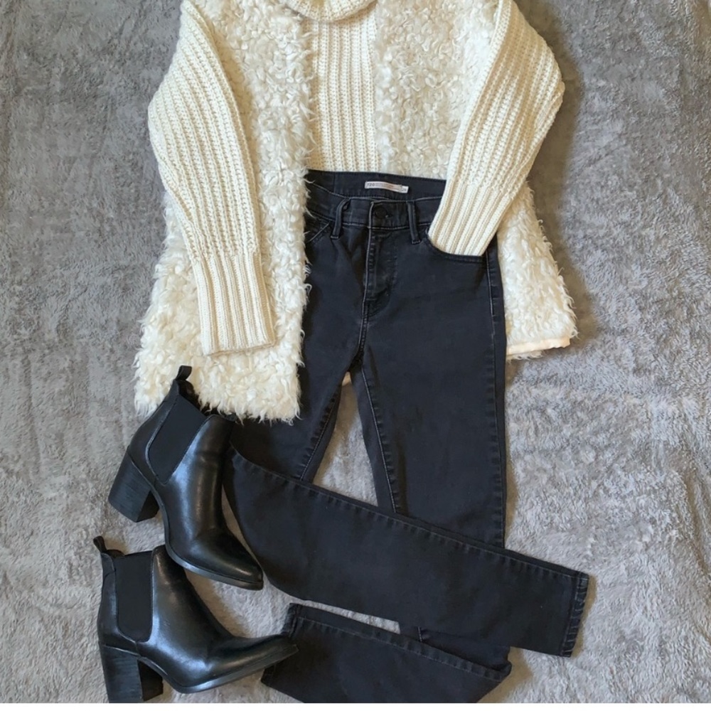Levi’s // 720 High Rise Super Skinny